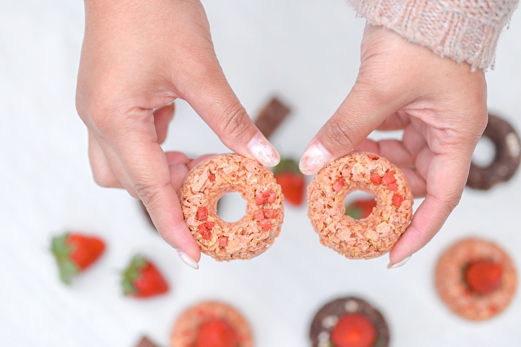 【台中團購美食】酷酷圈 榛巧X莓果脆片：畫一個圓，讓生活都充滿甜蜜幸福的滋味。 @女子的休假計劃