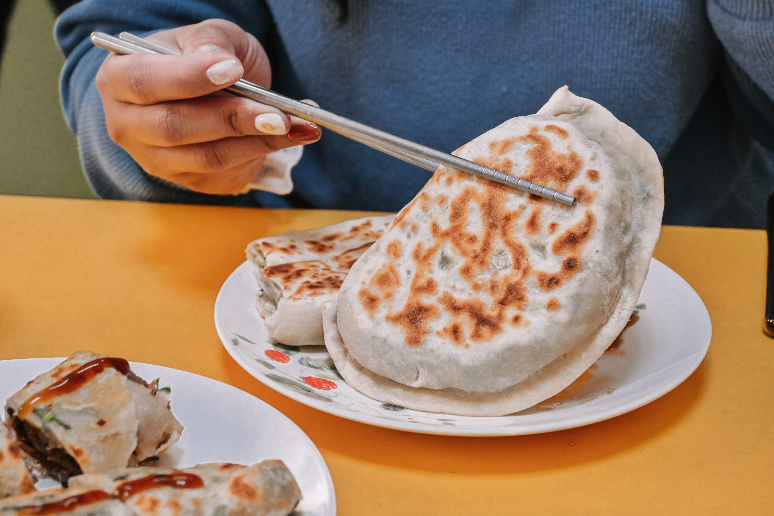 周家豆腐捲｜光復市場巷弄銅板美食(外帶) @女子的休假計劃