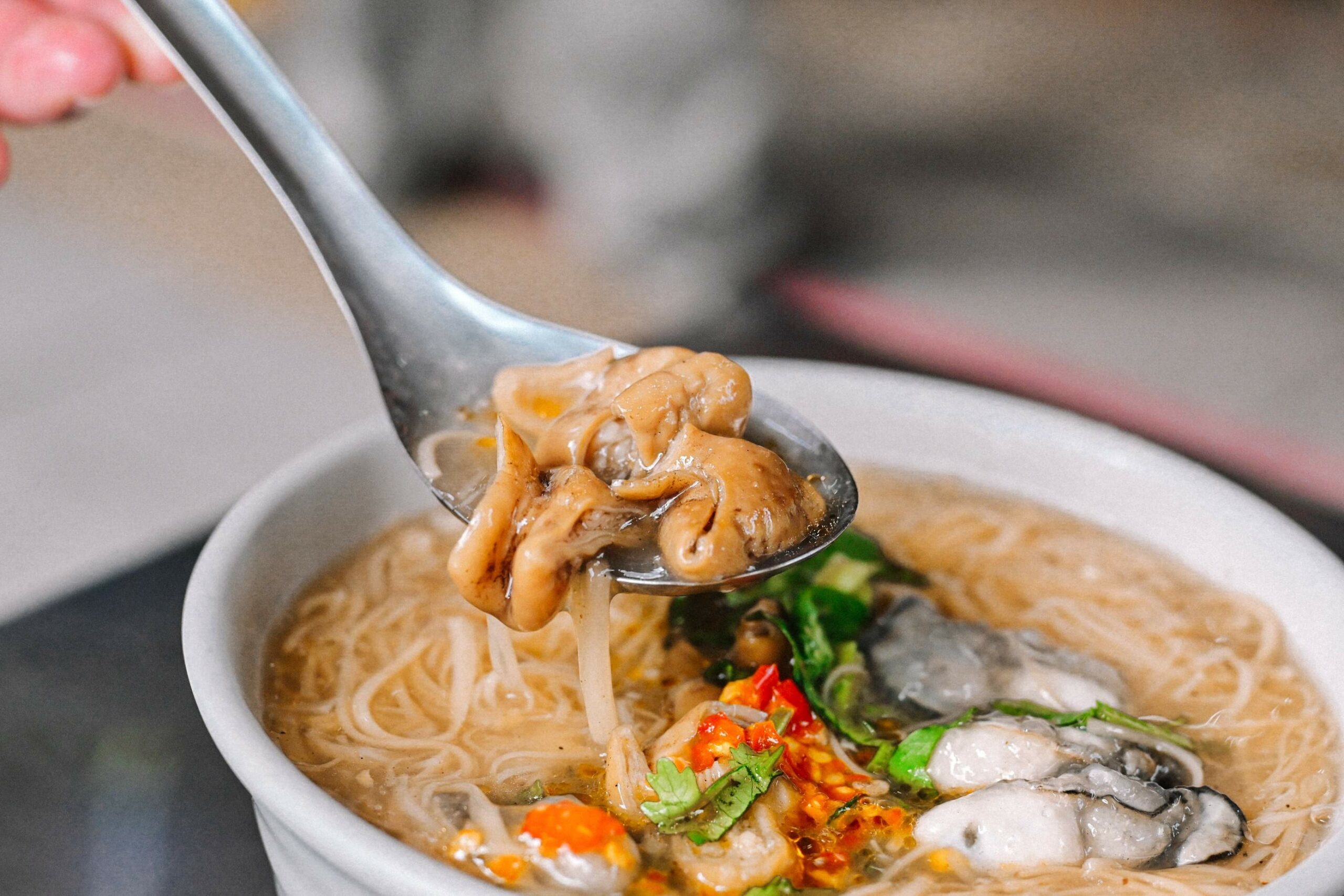 深丘大腸蚵仔麵線｜料多實在加點辣更美味(外帶) @女子的休假計劃