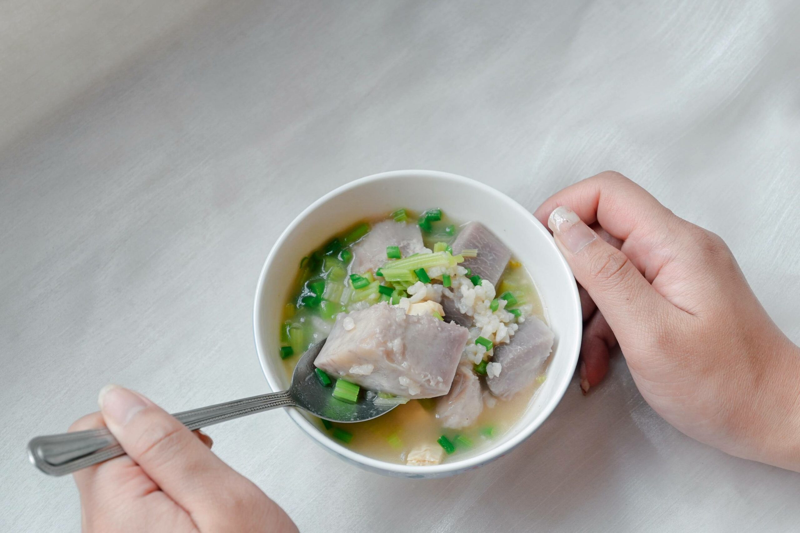 芋頭鹹稀飯食譜、芋頭鹹粥食譜：來自媽媽的味道。 @女子的休假計劃