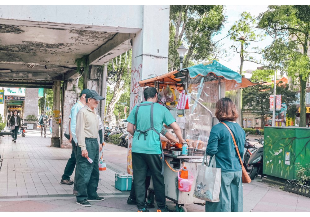 古亭佳味蘿蔔絲餅：不要只知道師大溫州街蘿蔔絲餅，這間蘿蔔絲餅也很推薦/台北美食/古亭美食/外帶 @女子的休假計劃