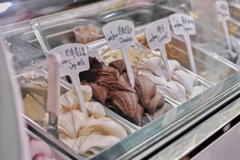 Nice Cream 義式手工冰淇淋：穿越8000公里瑞士百年老店，亞洲50間最佳冰淇淋店，素食者也可以安心享用 @女子的休假計劃