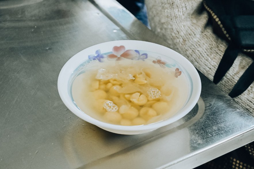 阿斗伯冷凍芋：在地30年人氣古早味銅板小吃，中華夜市下午茶宵夜推薦/外帶 @女子的休假計劃