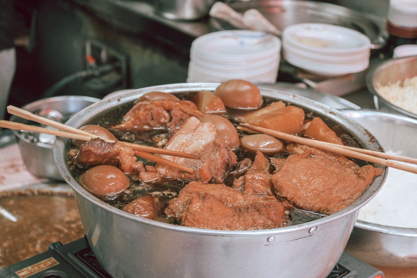 傳記台中正老牌香菇肉羹｜80年老店懷舊古早滋味(外帶) @女子的休假計劃