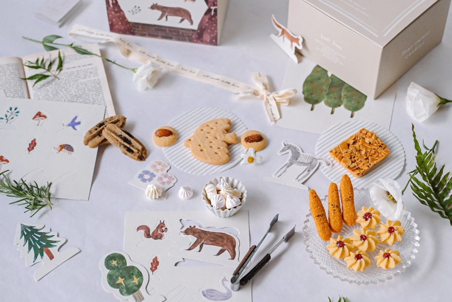 Koti Koti：超可愛萌萌哒手工鐵盒餅乾，走進童話故事的森林系餅乾。 @女子的休假計劃