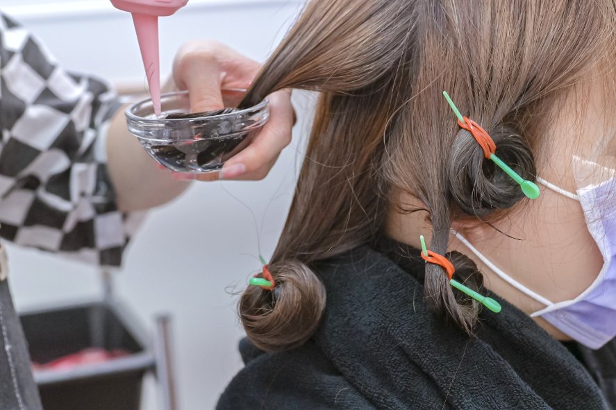 HAPPYHAIR台中大里二店夢幻網美沙龍店：超專業染燙設計/台中燙髮/護髮推薦 @女子的休假計劃