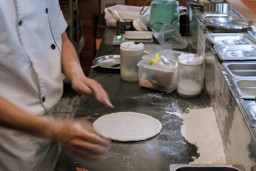 Milano Pizzeria義大利米蘭手工窯烤披薩：全台最好吃的披薩PIZZA、炸雞，新品西西里Cannoli香酥奶酪卷也很吸睛/外帶美食/松江南京站 @女子的休假計劃