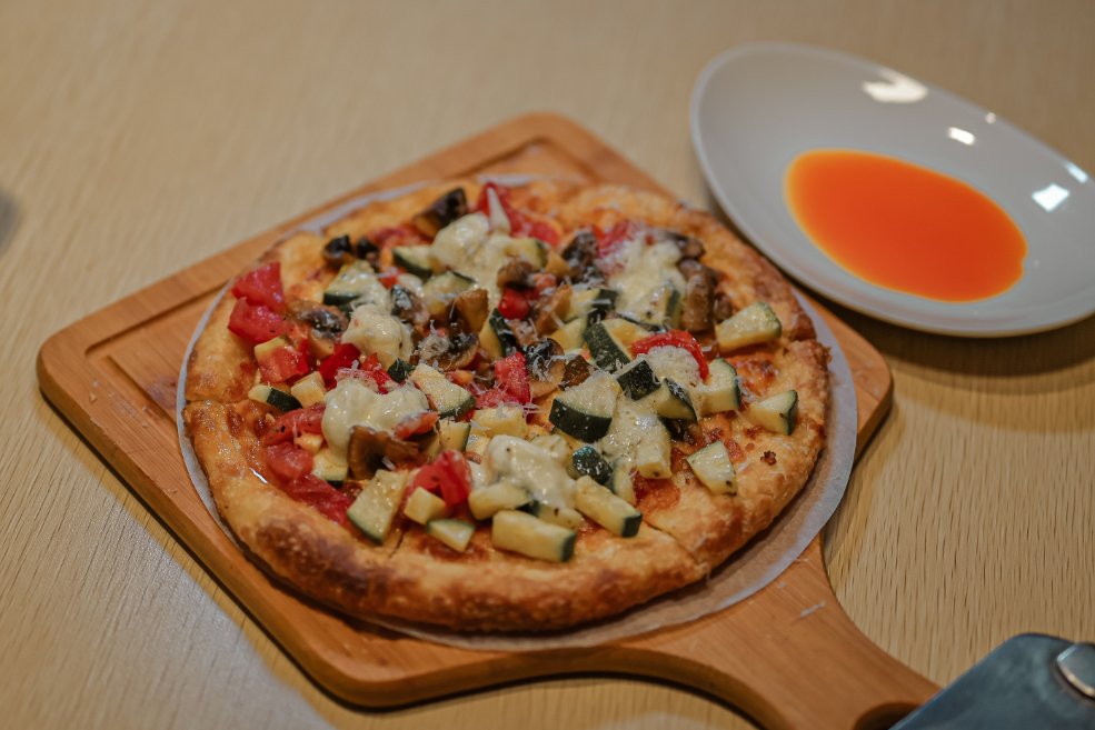 Milano Pizzeria義大利米蘭手工窯烤披薩：全台最好吃的披薩PIZZA、炸雞，新品西西里Cannoli香酥奶酪卷也很吸睛/外帶美食/松江南京站 @女子的休假計劃