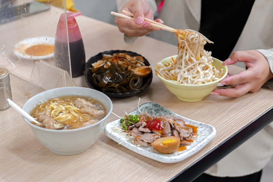 正統肉羹麵｜24小時營業新莊美食/福壽街美食(外帶) @女子的休假計劃