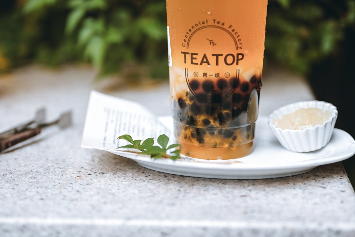 TEA TOP新莊新泰店：好茶喝無糖，無糖茶最考驗茶的基本功/百年製茶工藝/高山茶/手搖飲推薦/外/外帶 @女子的休假計劃