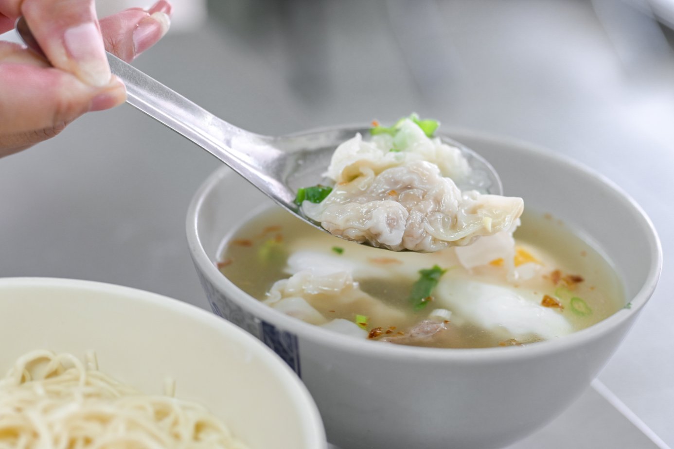 福州乾拌麵｜在地人都是點一套配小菜/中和環球美食(外帶) @女子的休假計劃