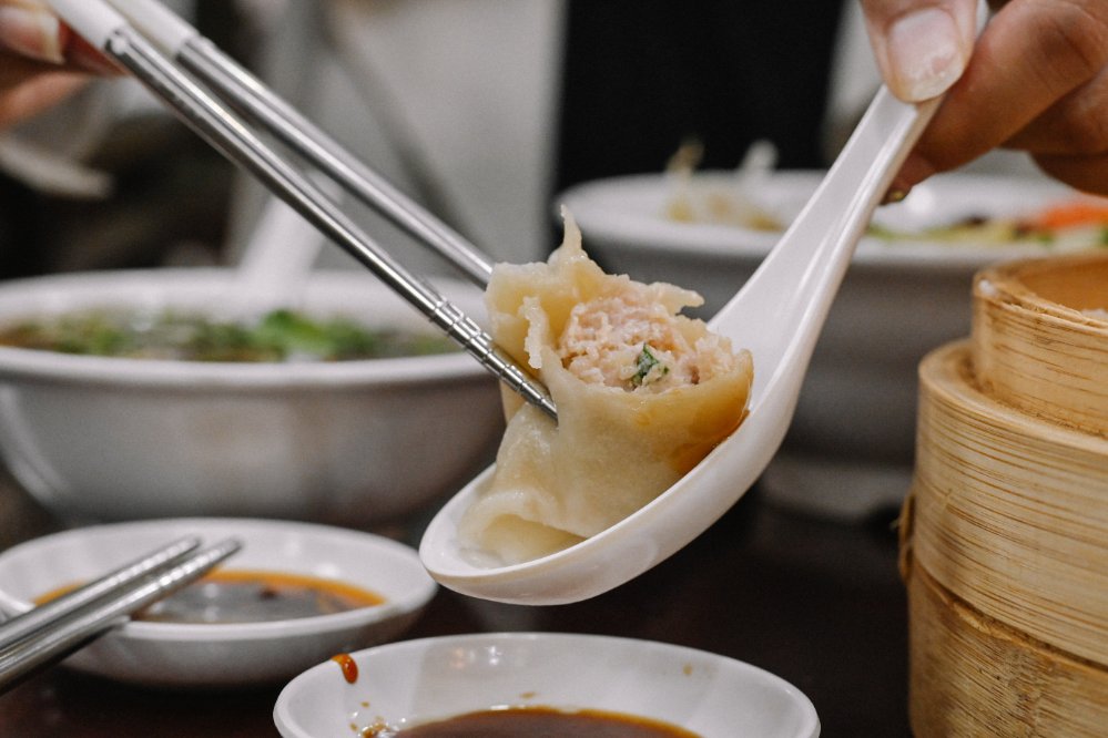 紫琳蒸餃｜排隊人氣眷村美食/頂好名片城(外帶) @女子的休假計劃