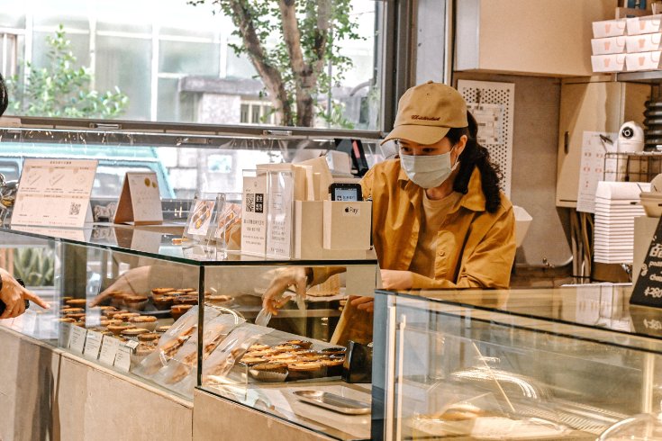 克莉斯塔｜多達10多種鹹甜口味，最推焦糖佐海鹽蛋塔(外帶) @女子的休假計劃