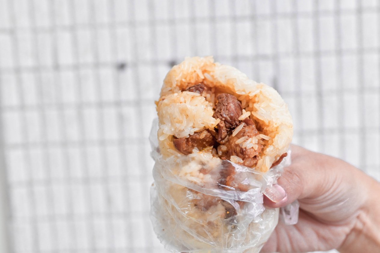 老骨頭飯糰｜特色限量爌肉飯糰/台中老宅(外帶) @女子的休假計劃