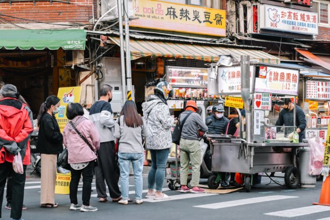 東港旗魚串｜20年在地老店旗魚黑輪串(外帶) @女子的休假計劃