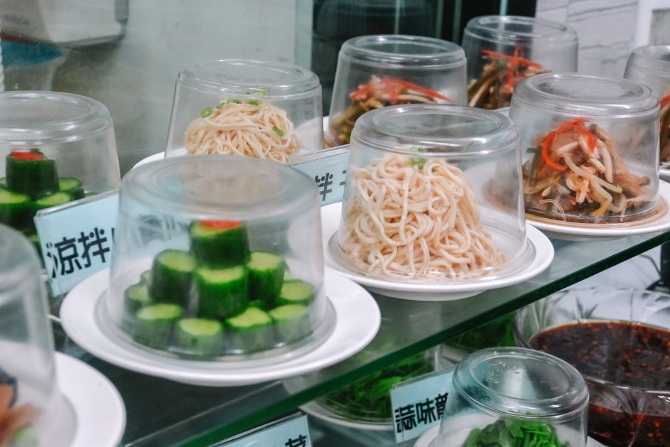 小樂精緻麵食館｜平價版鼎泰豐，大推排骨蛋炒飯(外帶) @女子的休假計劃