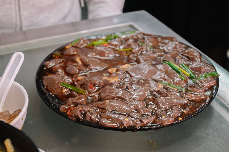 【新竹北區】許二姊鴨肉許 | 營業至凌晨兩點鴨肉專賣店，炒鴨血人氣必吃，新竹城隍廟美食外帶 @女子的休假計劃