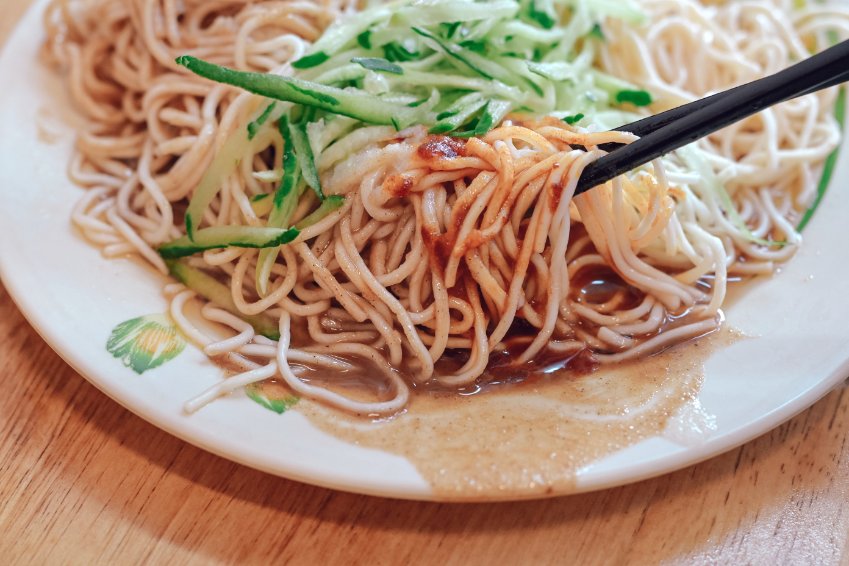 洪記涼麵｜超人氣排隊名店在地人推薦美食 (外帶) @女子的休假計劃