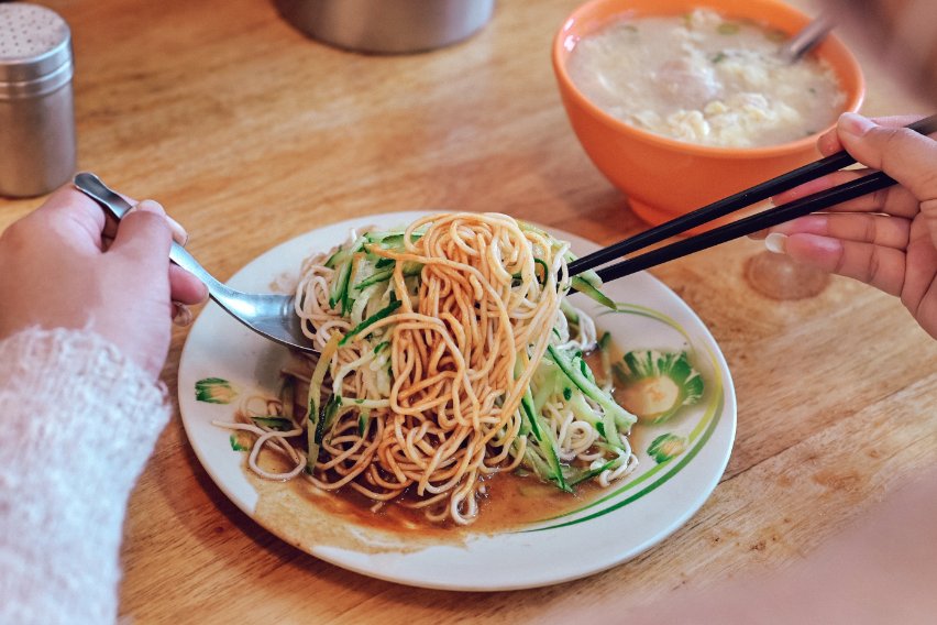 洪記涼麵｜超人氣排隊名店在地人推薦美食 (外帶) @女子的休假計劃