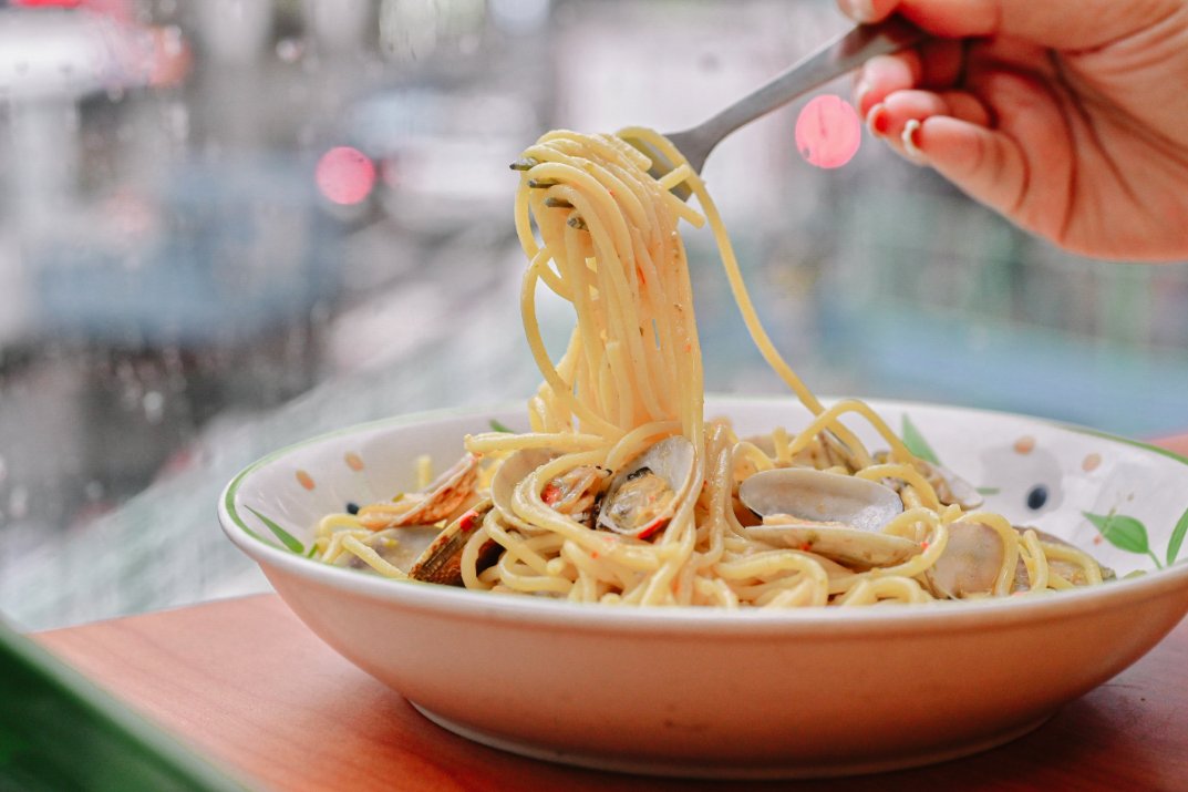 薩莉亞板橋府中店｜PIZZA60元，商業午餐義大利麵110元，不限時日式義大利餐廳/板橋美食外帶 @女子的休假計劃