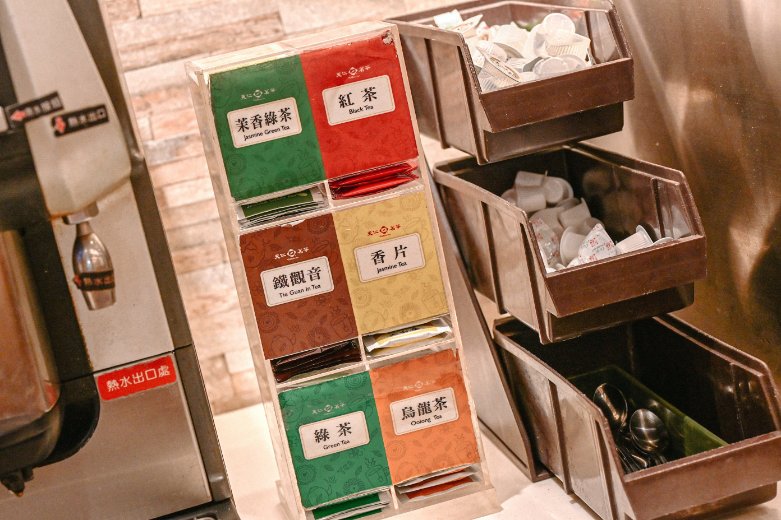 薩莉亞板橋府中店｜PIZZA60元，商業午餐義大利麵110元，不限時日式義大利餐廳/板橋美食外帶 @女子的休假計劃