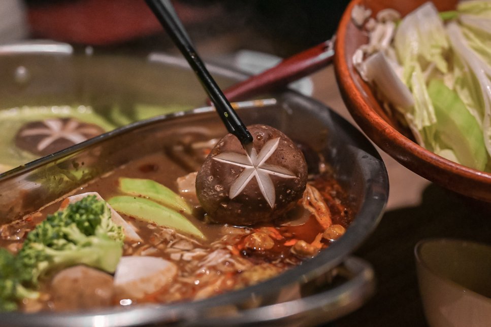 波記私宅打邊爐：港味十足，一起圍爐吃火鍋/大安美食/台北主題餐廳 @女子的休假計劃