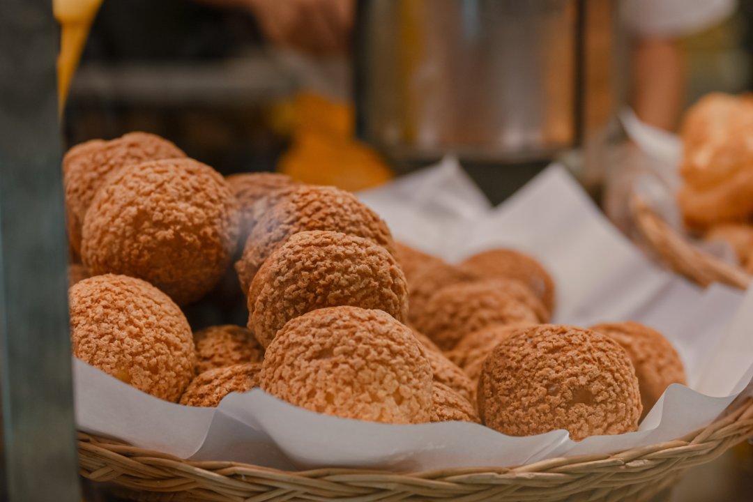 BEARD PAPA 日式泡芙工房：季節限定款會爆漿的草莓泡芙，下午茶點心/外帶 @女子的休假計劃