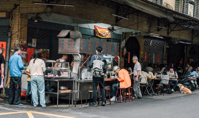 中義街烏醋乾麵｜40年在地人氣麵店，當男人戀愛時拍攝場景(外帶) @女子的休假計劃