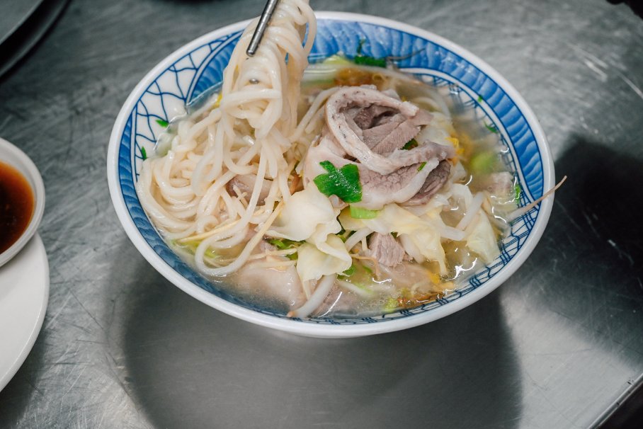 中義街烏醋乾麵｜40年在地人氣麵店，當男人戀愛時拍攝場景(外帶) @女子的休假計劃