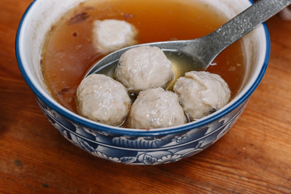 鼎富發豬油拌飯：台南傳統小吃豬油拌飯加生蛋黃很銷魂古早味/外帶 @女子的休假計劃