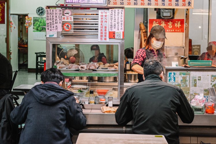 昶鴻麵點｜蕭敬騰愛店招牌必點菊花肉麵/米其林必比登推薦 @女子的休假計劃