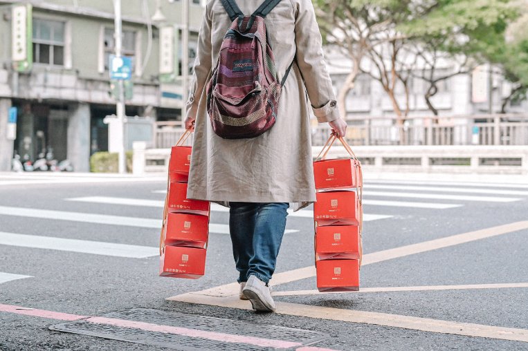 似錦堂手工蛋捲：超狂伴手禮，沒有預購去門市只有撲空的命運/外帶 @女子的休假計劃