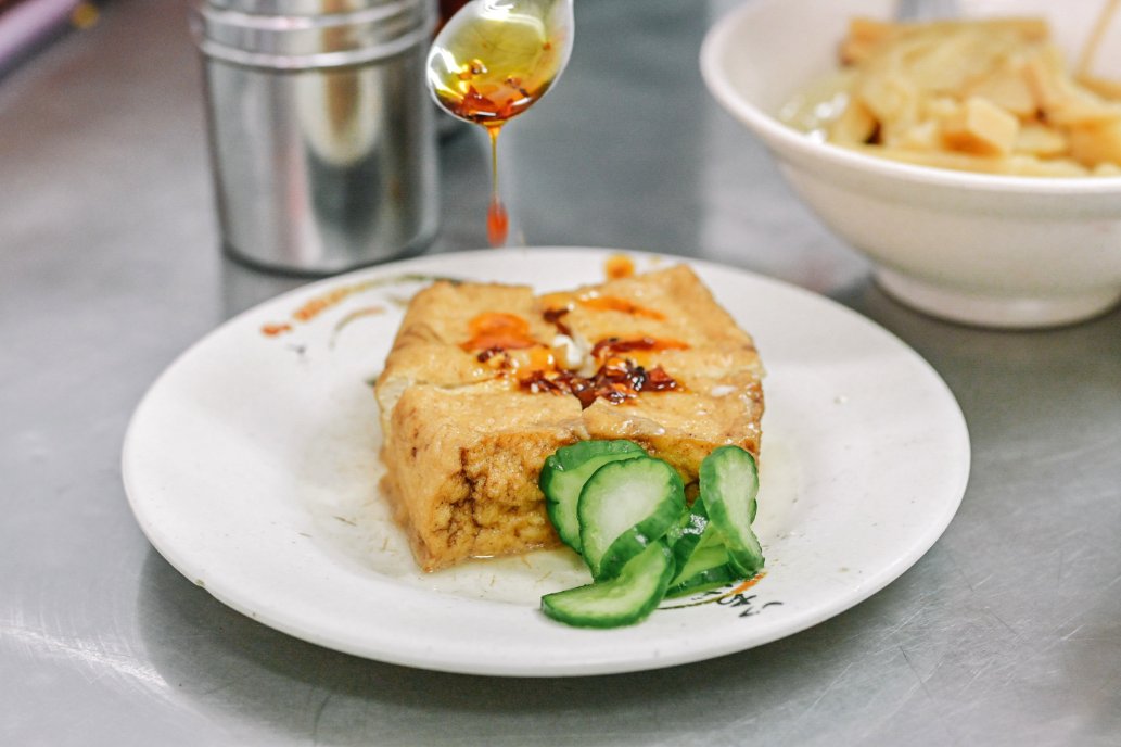 五層豬腸湯｜在地超人氣小吃，滷肉飯只要10元(菜單) @女子的休假計劃