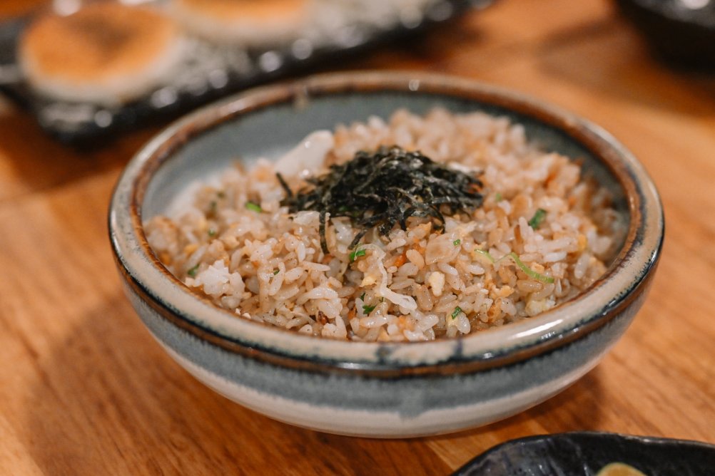 隱居居酒屋江子翠店：超有日式氛圍深夜食堂居酒屋/板橋美食 @女子的休假計劃