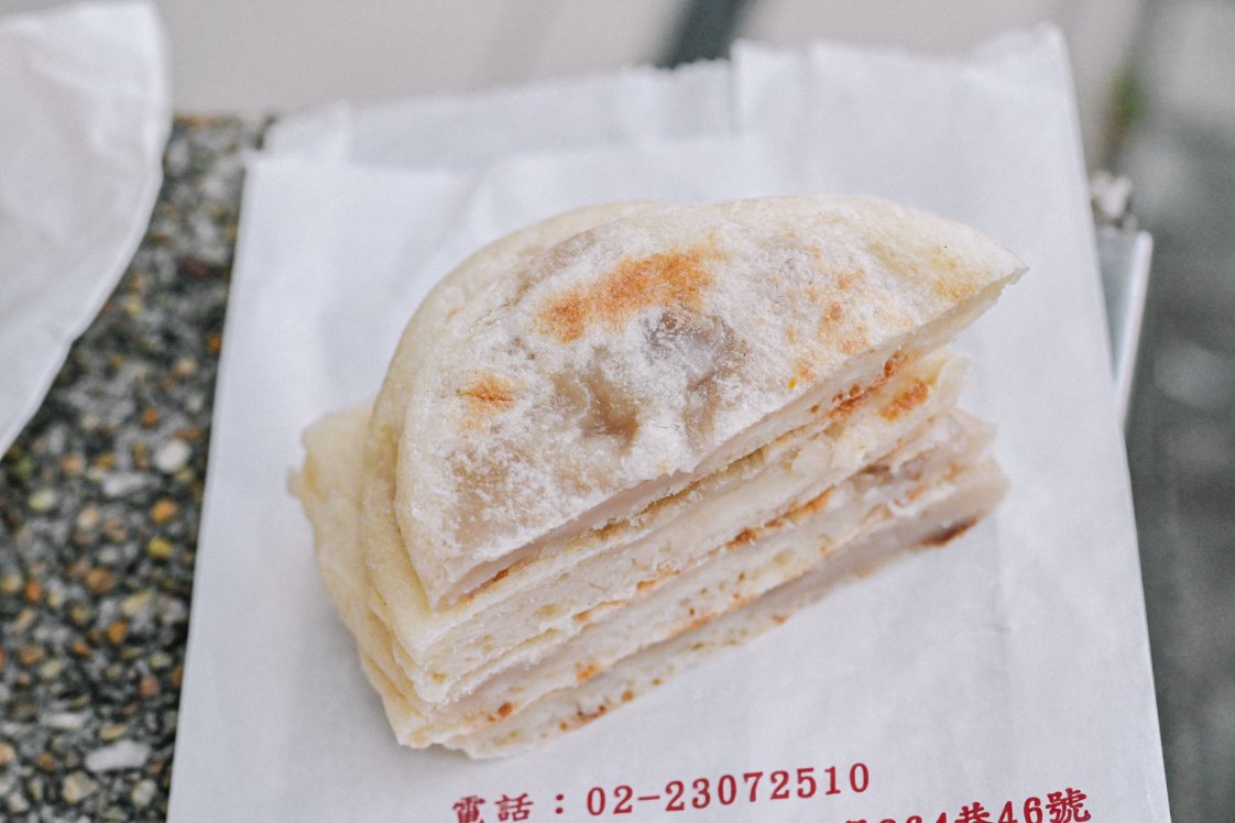 老郭舖山東蔥油餅，熱銷30年傳統眷村味，超推韭菜盒、餡餅銅板美食外帶 @女子的休假計劃