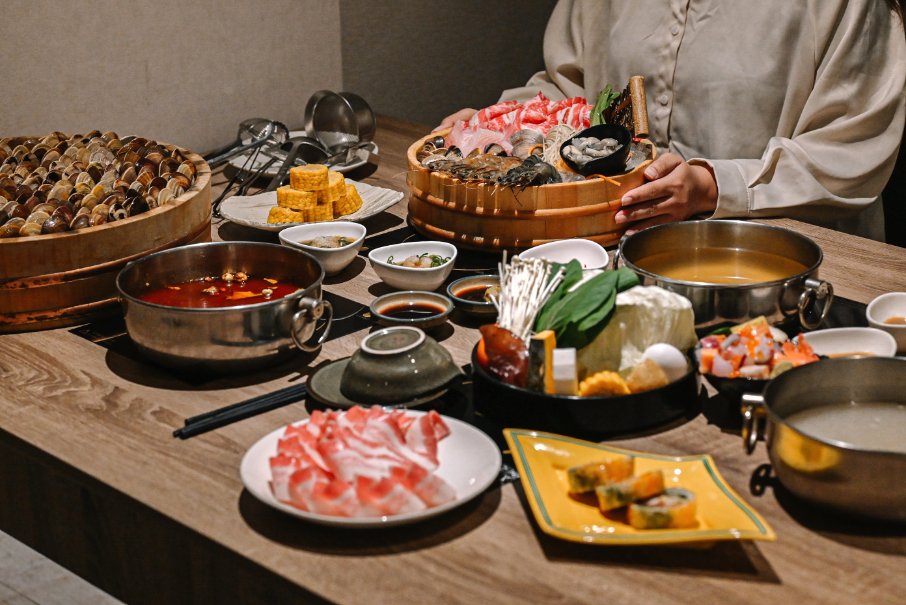 土狗樂市togo-複合式餐飲，超推浮誇版本蛤爆鍋，菜盤還能換肉盤，散壽司或生魚片丼飯還不需額外收費/外帶 @女子的休假計劃