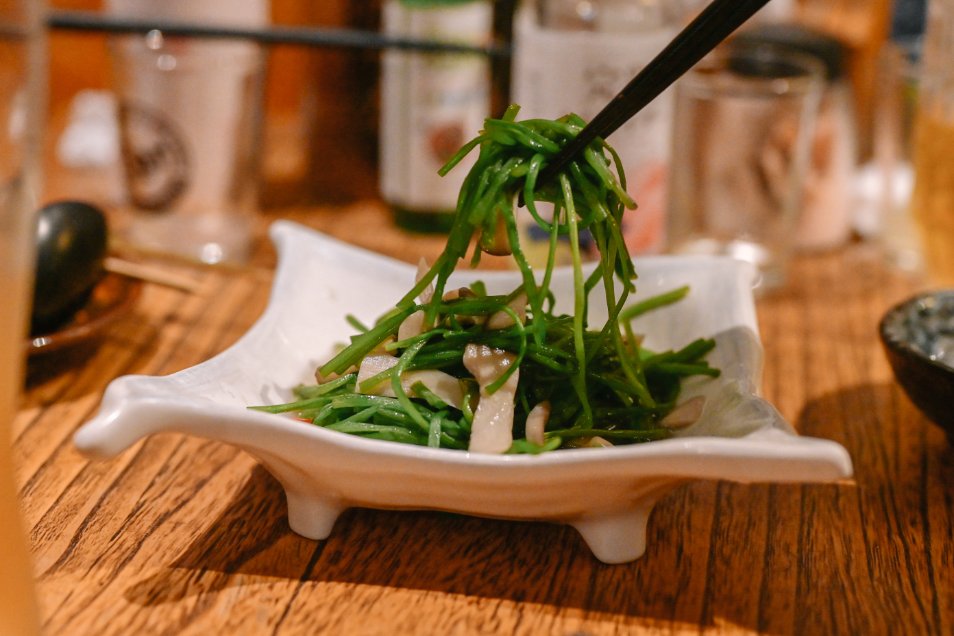隱居居酒屋府中店：隱身於巷弄裡的平價深夜食堂居酒屋，連郭董也是座上賓 /板橋居屋酒/外帶 @女子的休假計劃