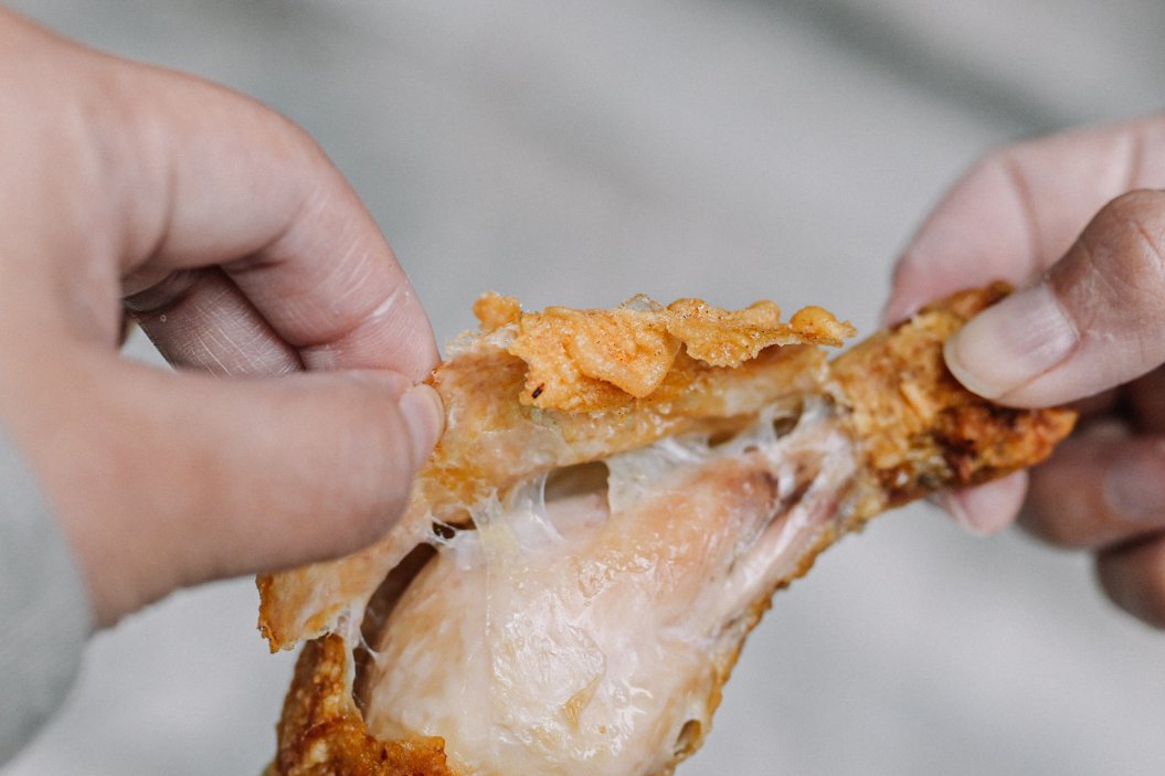 豹豹炸雞｜早上七點就可以吃到傳統市場美味銅板炸雞(外帶) @女子的休假計劃