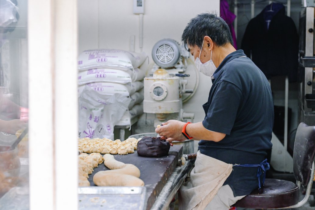 【萬華美食】小李子燒餅舖，雙和市場手工燒餅店(外帶) @女子的休假計劃