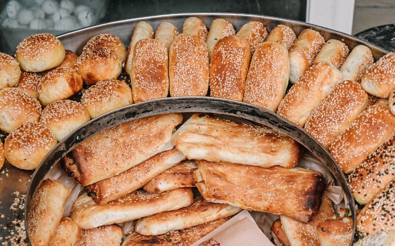 小李子燒餅舖｜雙和市場手工炭烤厚燒餅、甜鹹酥餅(菜單) @女子的休假計劃