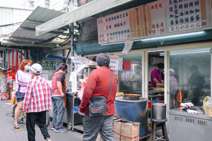 【萬華美食】小李子燒餅舖，雙和市場手工燒餅店(外帶) @女子的休假計劃