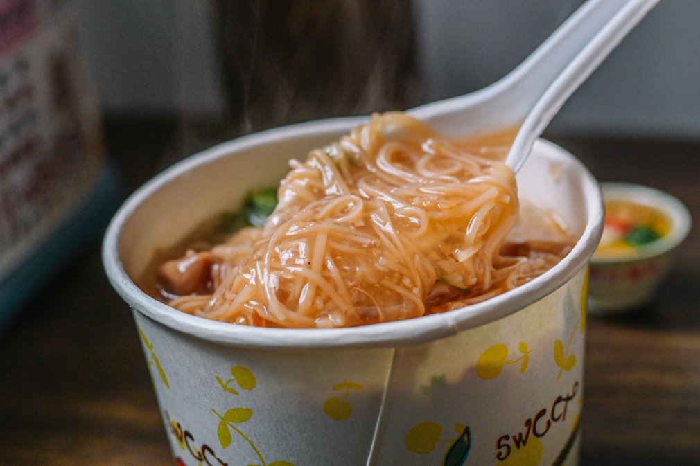 同心大腸蚵仔麵線｜被麵線耽誤的臭豆腐店(菜單) @女子的休假計劃