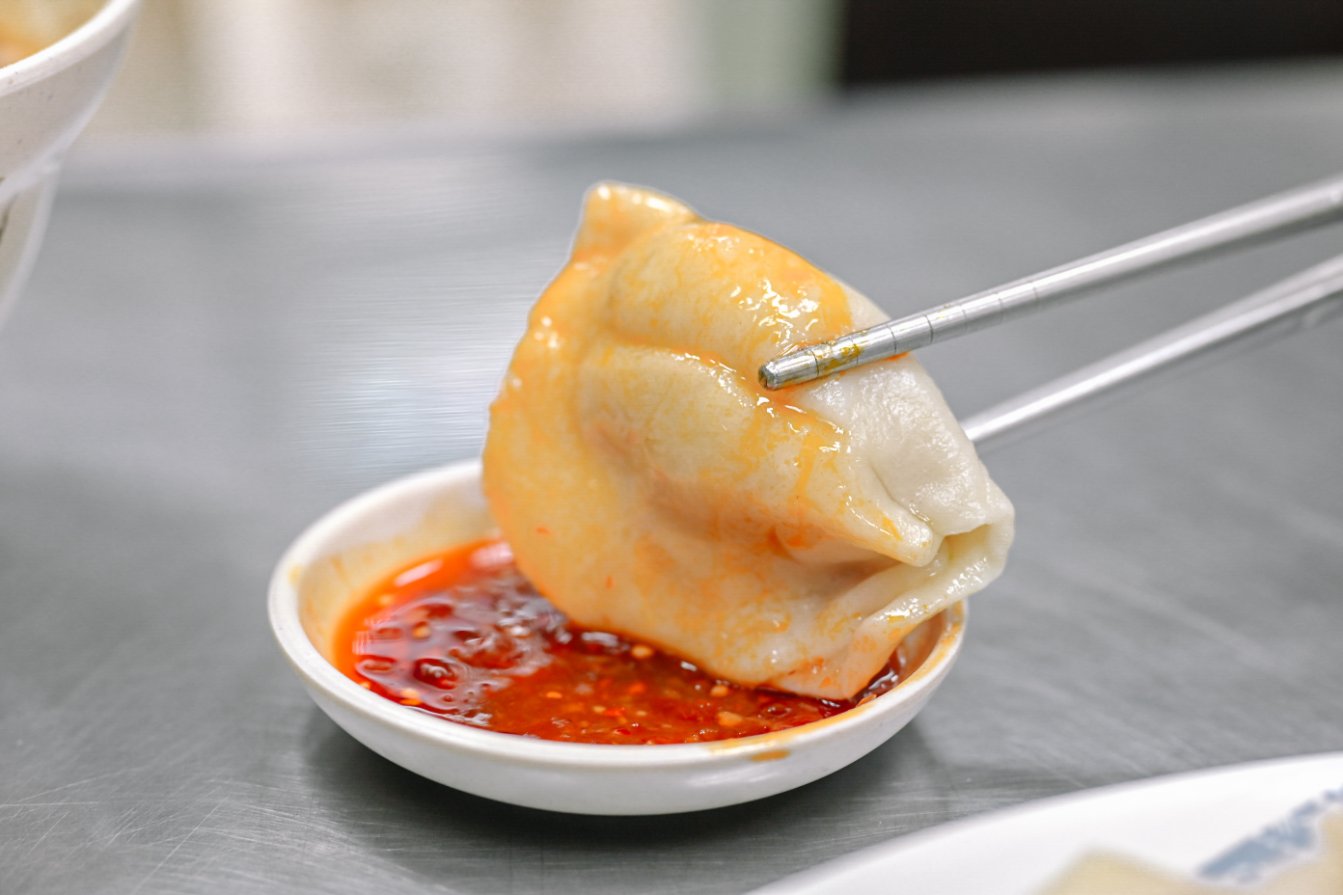 阿娥水餃｜食尚玩家推薦6元韭黃蝦仁鮮肉水餃(外帶) @女子的休假計劃