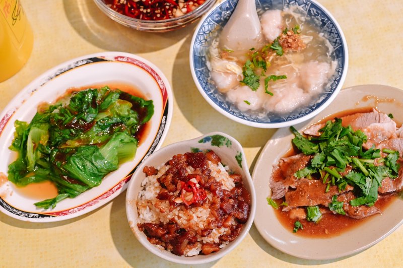 店小二魯肉飯｜三重滷肉飯在地人都愛吃(菜單) @女子的休假計劃