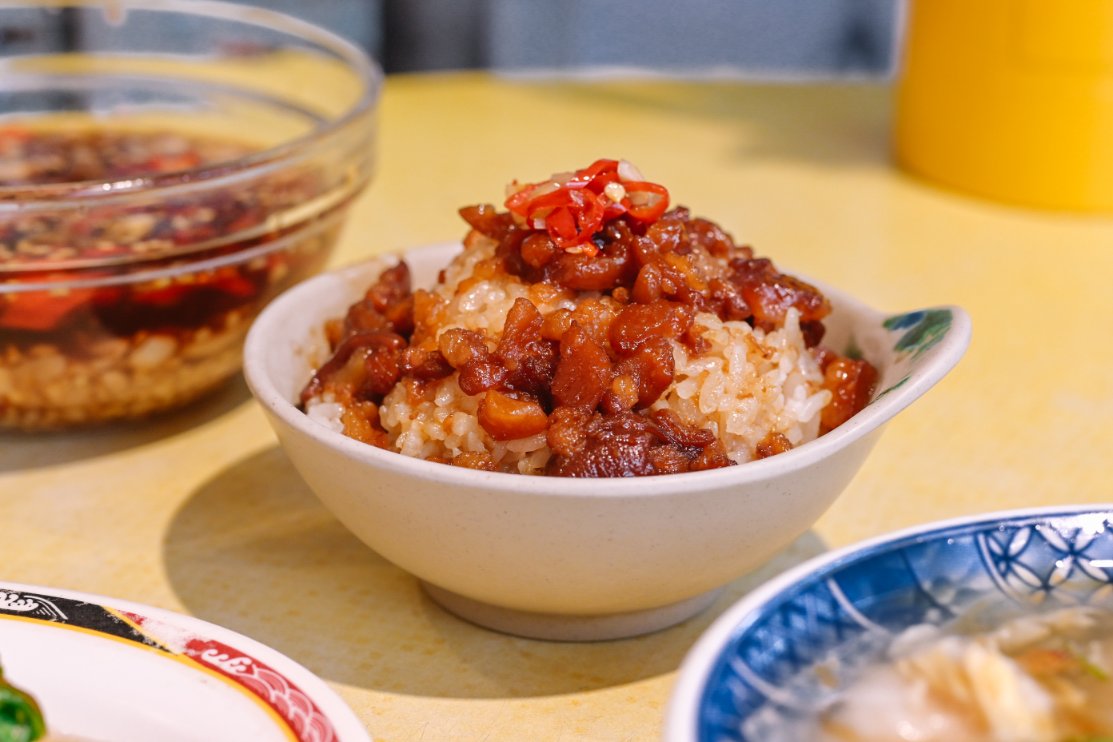 店小二魯肉飯｜三重滷肉飯在地人都愛吃(菜單) @女子的休假計劃