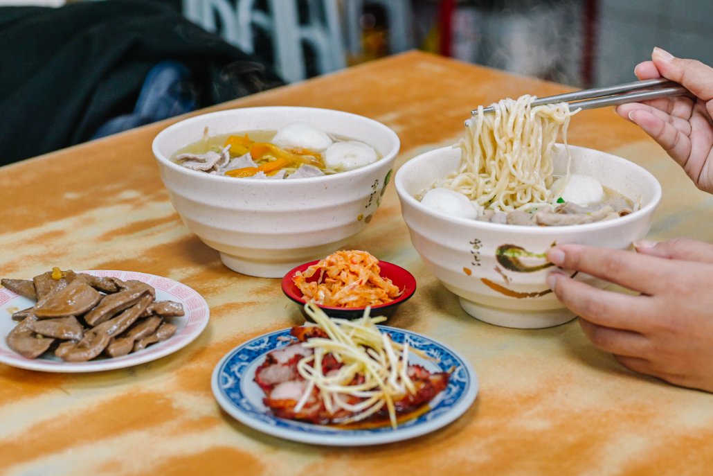 豬腸冬粉土城｜在地人大推只營業平日土城捷運站美食/外帶 @女子的休假計劃