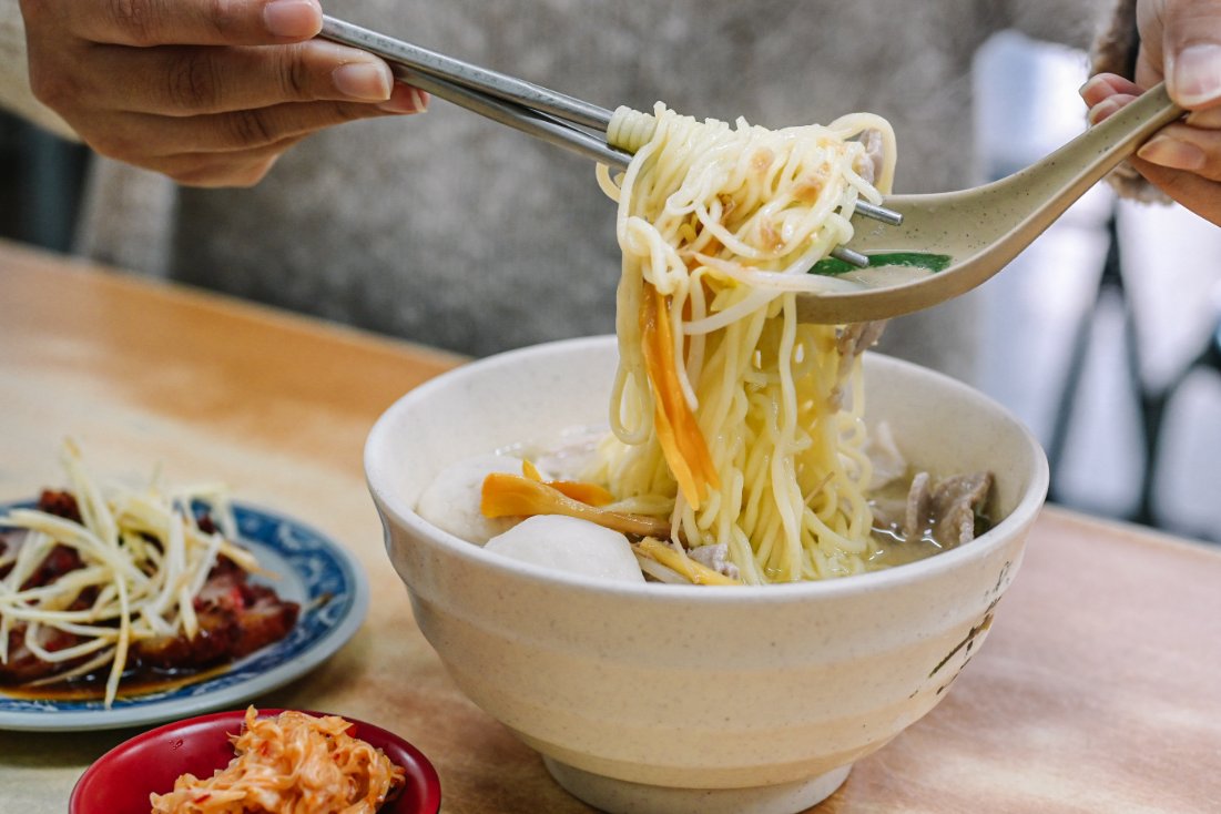 豬腸冬粉土城｜在地人大推只營業平日土城捷運站美食/外帶 @女子的休假計劃