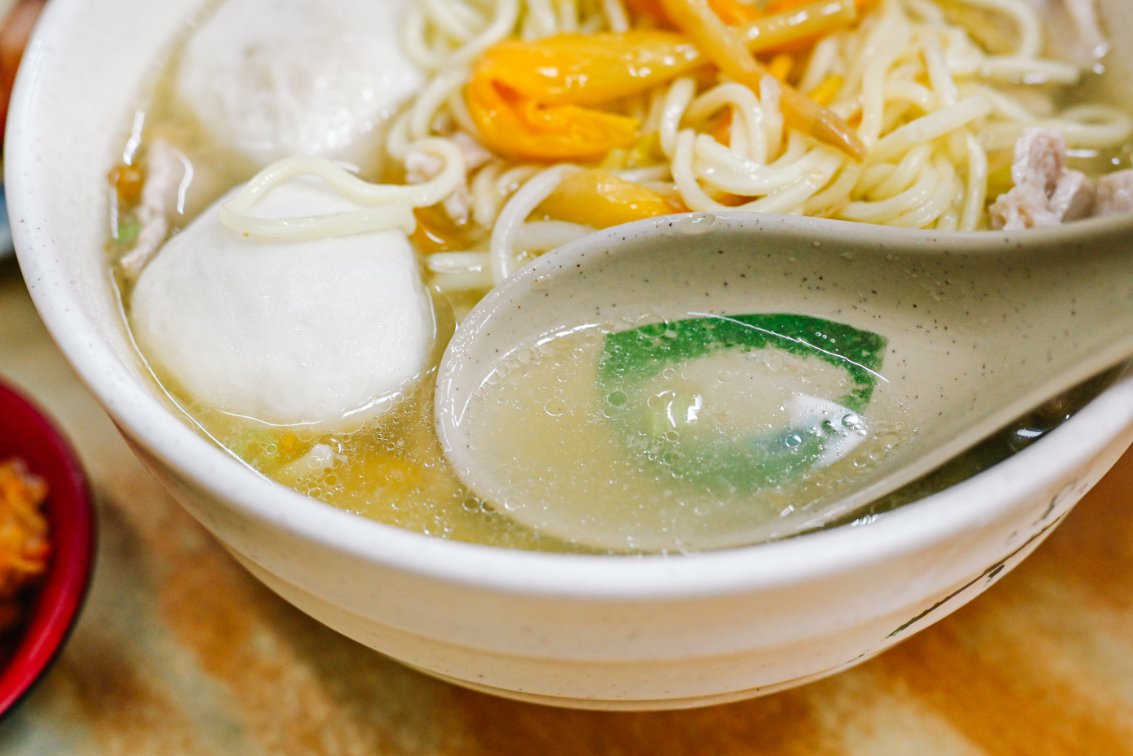 豬腸冬粉土城｜在地人大推只營業平日土城捷運站美食/外帶 @女子的休假計劃