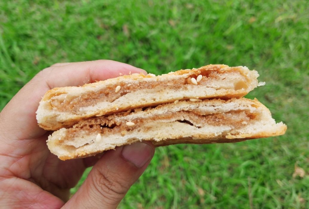 【桃園美食】馬祖大餅/八德無名燒餅：隱藏版素食早餐，八德無名燒餅全台最大燒餅/外帶 @女子的休假計劃