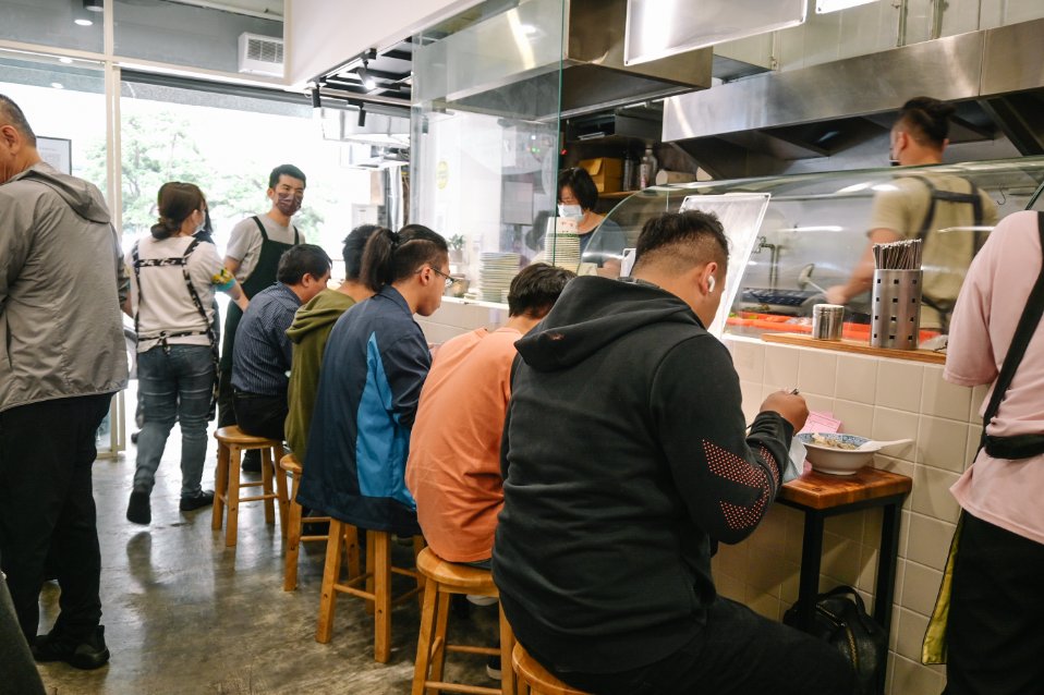 以馬內利鮮魚湯｜110元就可以喝到一整尾新鮮鮮魚湯(外帶) @女子的休假計劃